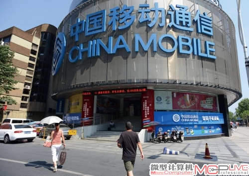 通信运营商的定制版手机内部也经常能够看到预装软件的身影。